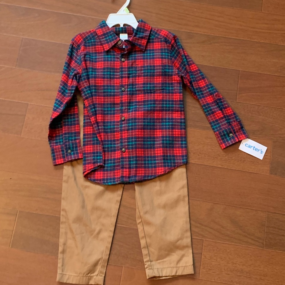Carter’s 2 piece set size 4T - NWOT!